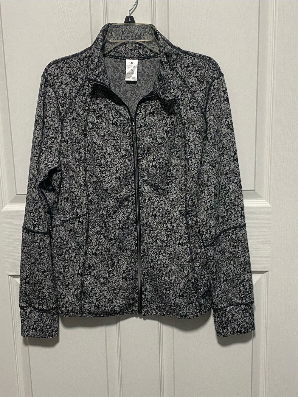 Jacket Women's Black & Gray Marled Full-Zip Jacket Pockets and Thumb Holes